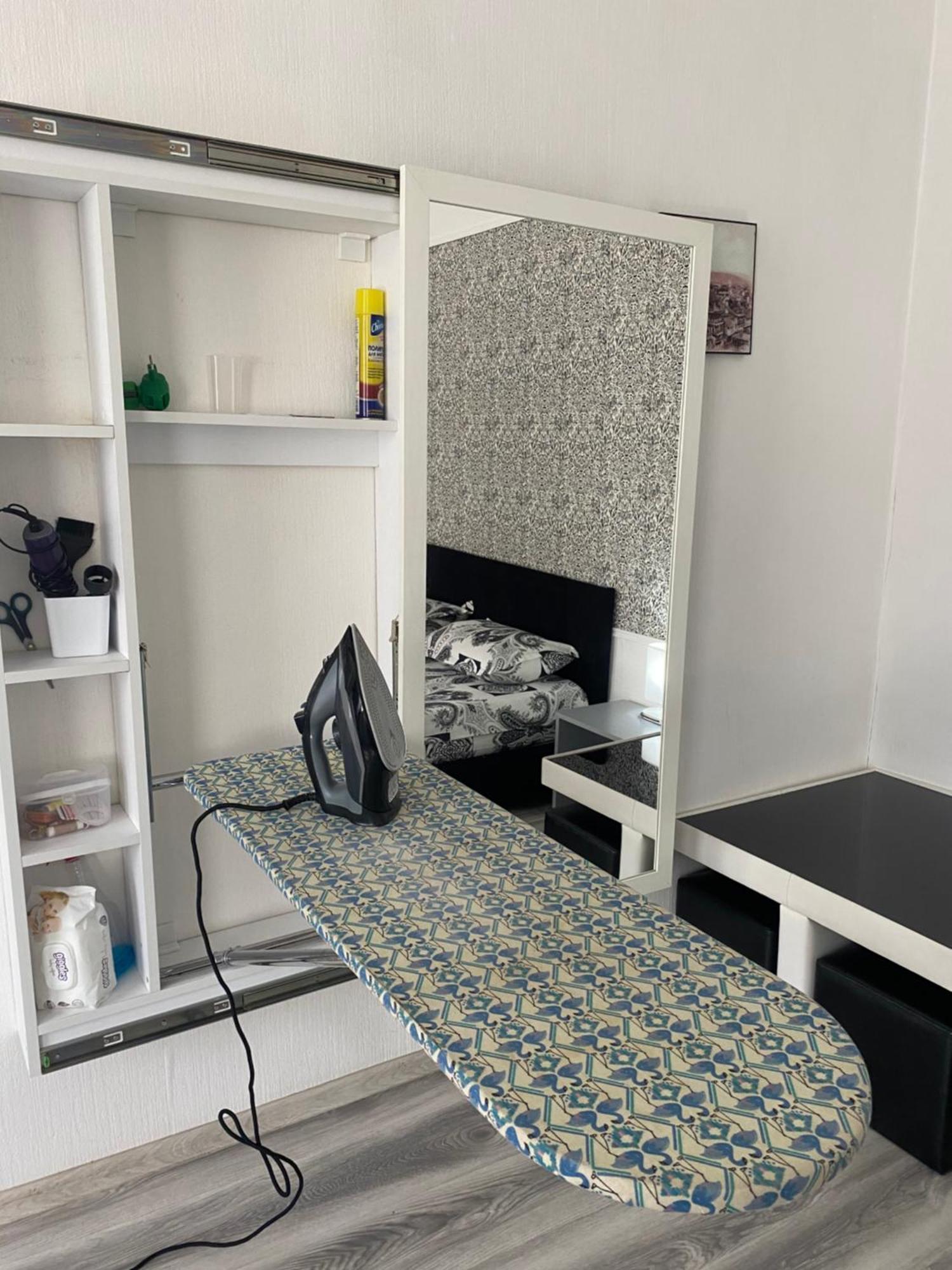 Guest House In Avlabari Tbilisi ภายนอก รูปภาพ