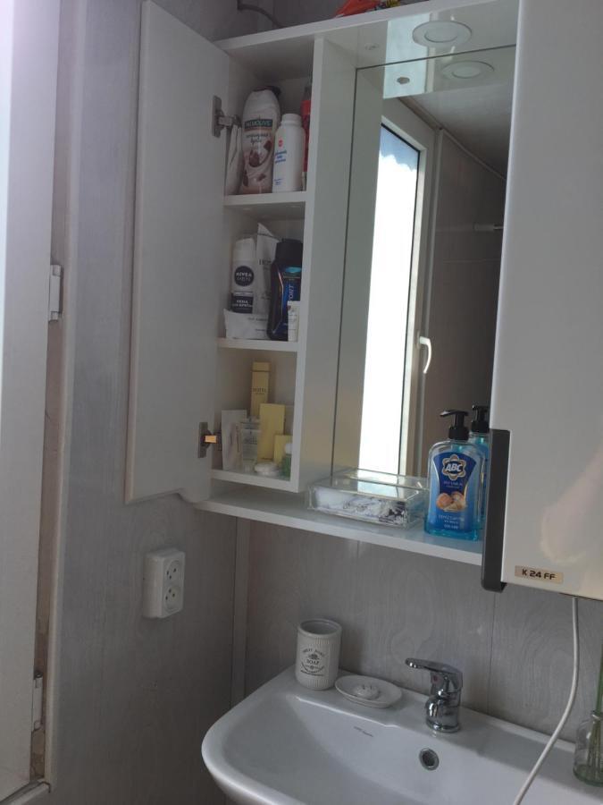Guest House In Avlabari Tbilisi ภายนอก รูปภาพ